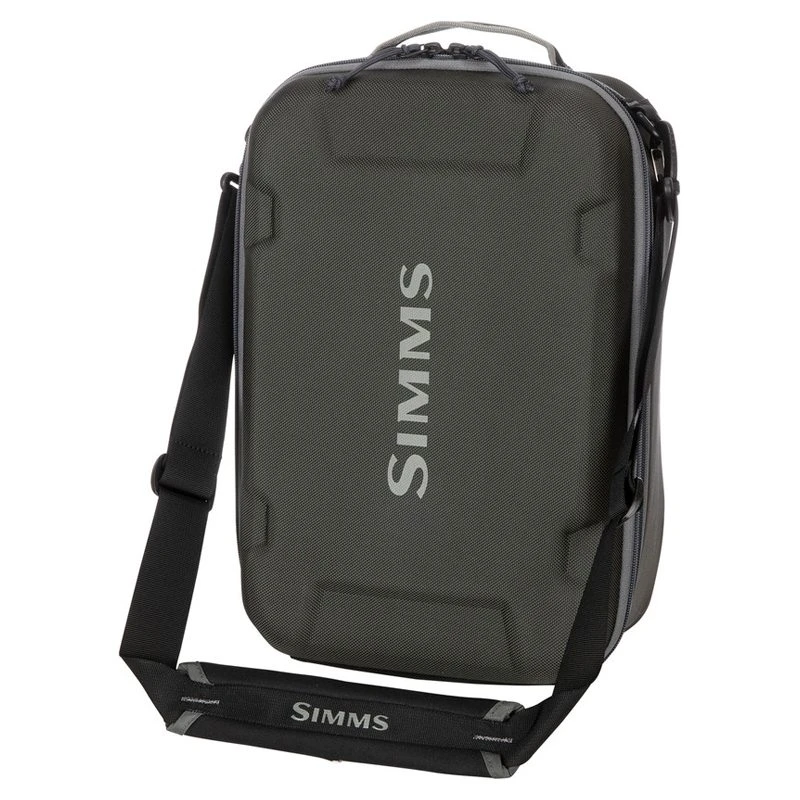 Simms GTS Reel Vault Carbon 1 Simms GTS Reel Vault Carbon